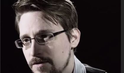 Trump diz que considera perdoar Edward Snowden por vazar documentos secretos