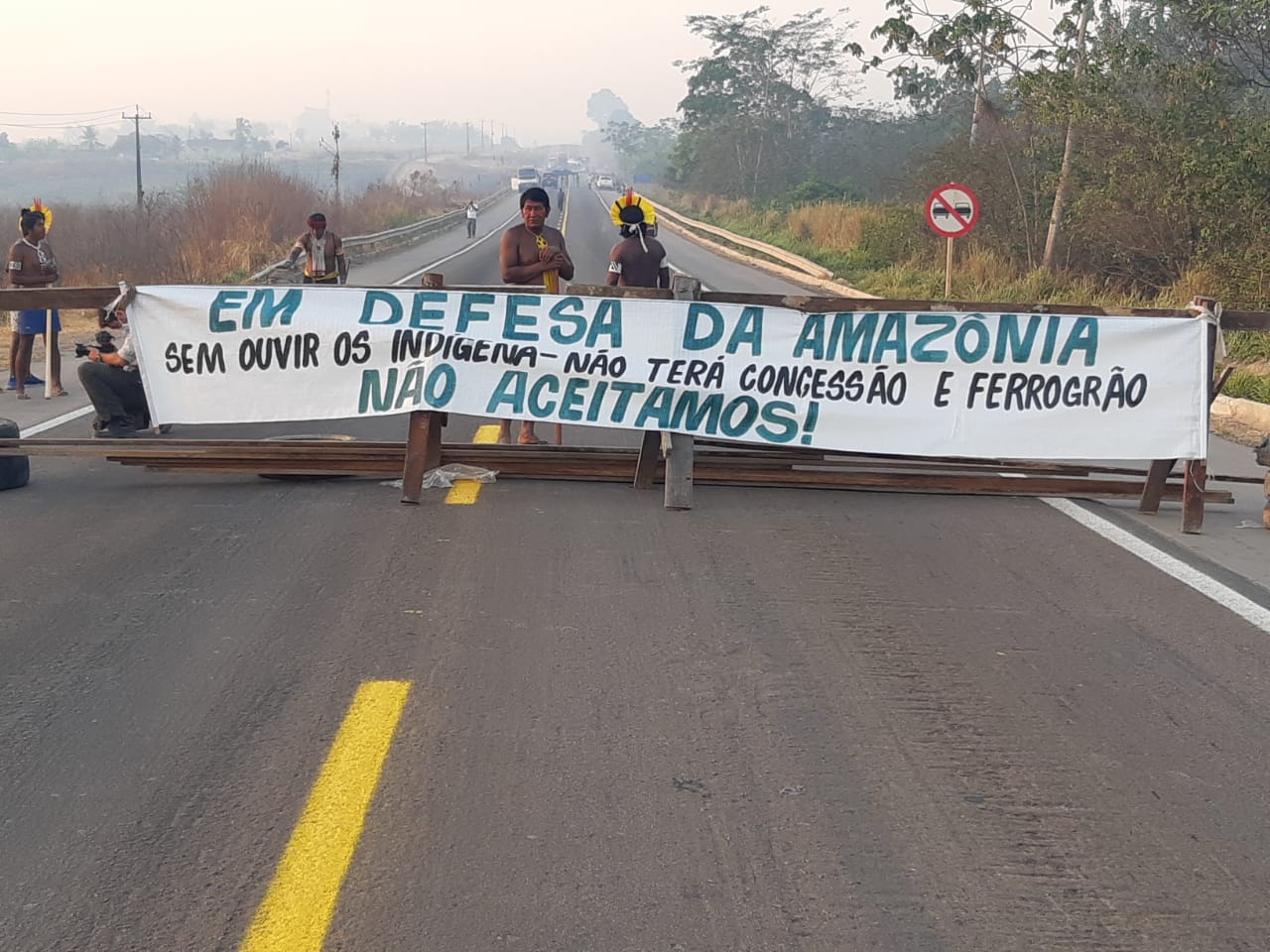 Indígenas protestam contra ferrovia no Pará
