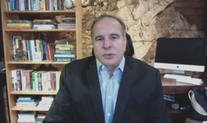 Saída de Guedes daria força às pautas bombas, diz cientista político