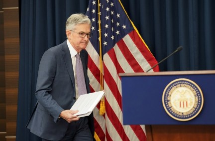 Chaiman do Federal Reserve, Jerome Powell, chega para entrevista coletiva em Was