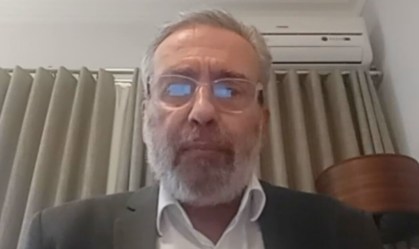 Testes de vacina podem começar em setembro, diz coordenador de comissão de ética