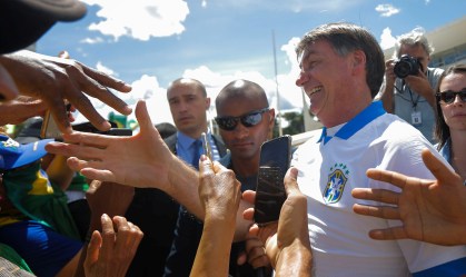 Elite do Congresso critica adesão de Bolsonaro a atos; aliado defende