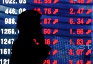 Ações da China têm forte queda, no início de ano mais fraco para a bolsa desde 2016
