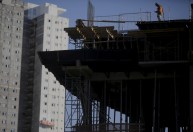 Crédito imobiliário via poupança chega a R$ 17,9 bilhões em julho, diz Abecip