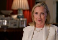 Trump processa Hillary e Democratas por relacioná-lo à Rússia