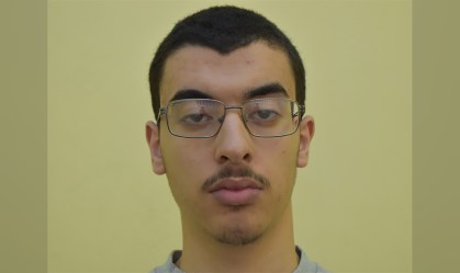 Hashem Abedi ajudou e motivou seu irmão, Salman, segundo a Justiça