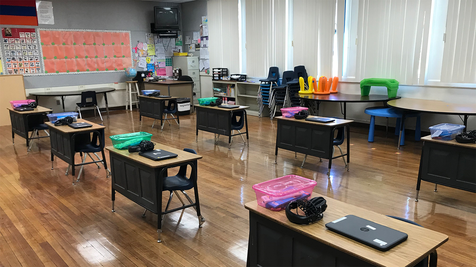 Escola USA EUA COVID CORONAVÍRUS