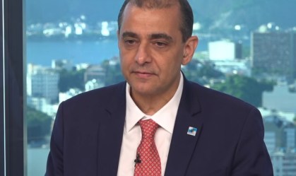 'Teremos tragédias como da Itália se não ficarmos em casa', diz secretário do RJ