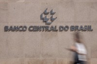 Investimento estrangeiro cresce no Brasil com novos aportes, diz BC
