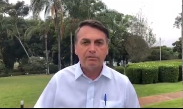 Bolsonaro gravou pronunciamento em vídeo