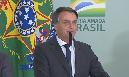 Bolsonaro convoca líderes do Congresso para mostrar novo desenho do Renda Brasil