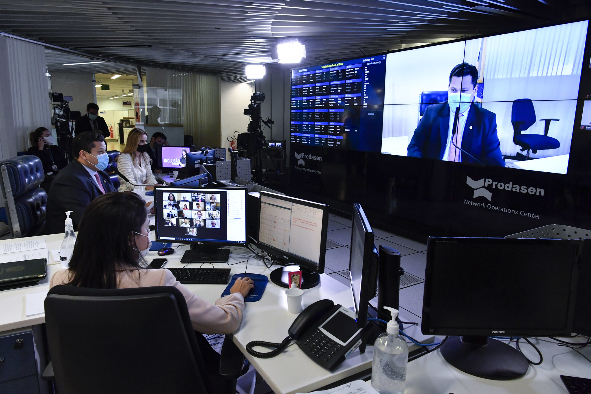 Senado vota de forma remota PEC do Fundeb