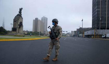 Peru: 13 pessoas morrem após ação policial em festa clandestina