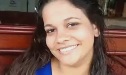 Ana Cristina da Silva, de 25 anos, morreu tentando proteger o filho em troca de 