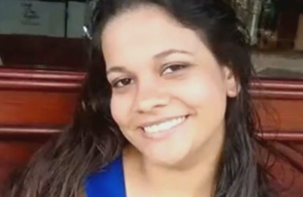 Ana Cristina da Silva, de 25 anos, morreu tentando proteger o filho em troca de