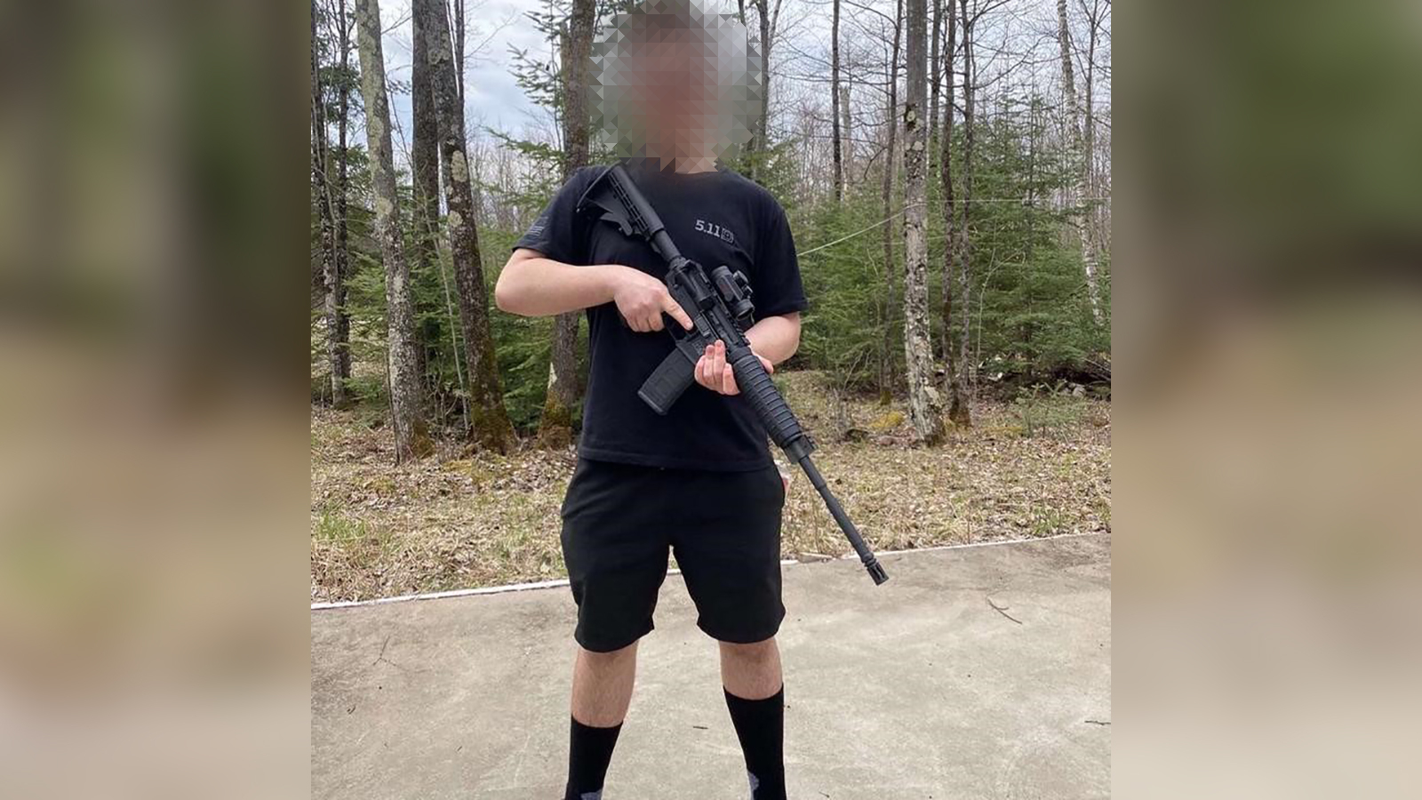 Imagem no TikTok do adolescente acusado de matar manifestante no Wisconsin