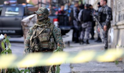 Fachin manda governo do Rio explicar operações policiais na pandemia