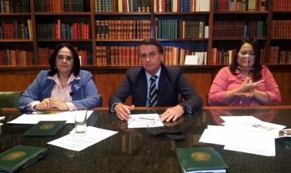 Em live com Bolsonaro, Damares diz que deputada Flordelis 'enganou todo Brasil'