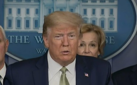 Donald Trump fala sobre coronavírus em coletiva de imprensa na Casa Branca