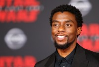 Chadwick Boseman, o "Pantera Negra", ganha estrela na Calçada da Fama