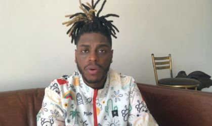 Humorista Yuri Marçal diz que Chadwick Boseman deixa legado de inspiração