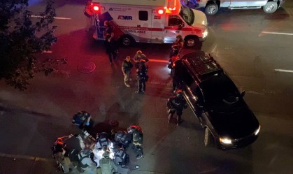 Em Portland (EUA), uma pessoa morre baleada durante protestos