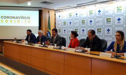 Fase aguda de epidemia de coronavírus deve durar até julho, diz Mandetta