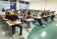 Fuvest 2023 divulga notas de corte para 2ª fase; Medicina na USP exige acerto de 90% da prova