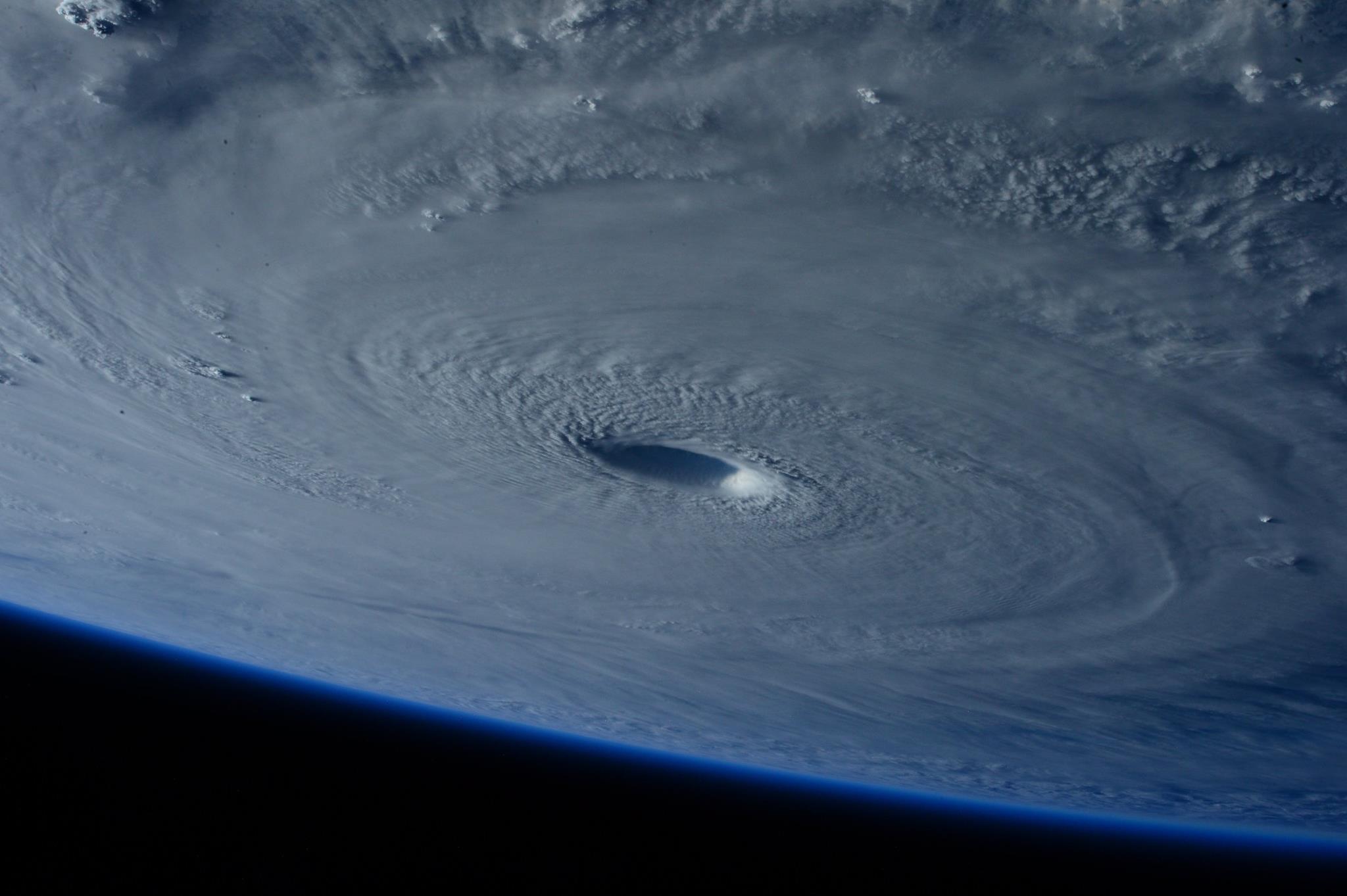 Tufão Maysak visto por satélite