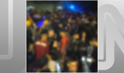 Polícia flagra festas clandestinas com quase 500 pessoas em chácaras em Goiás