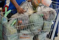 Cesta básica isenta é mais eficiente que “cashback” para atender mais pobres, diz associação