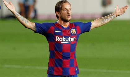 Rakitic deixa o Barcelona para voltar ao Sevilla