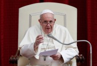 Vaticano reforma leis e inclui crime de pedofilia no Código de Direito Canônico