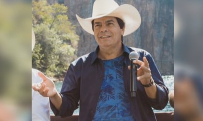 Morre cantor Parrerito, do Trio Parada Dura, após contrair Covid-19