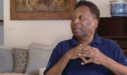 Pelé diz que jogar futebol hoje é 'mais difícil' do que antigamente