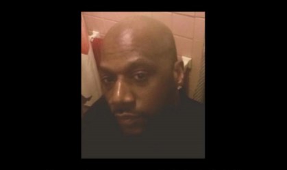 EUA: família acusa polícia de colocar capuz em homem negro e provocar morte