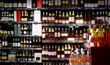 Venda de bebidas alcoólicas volta a crescer e impulsiona mercado
