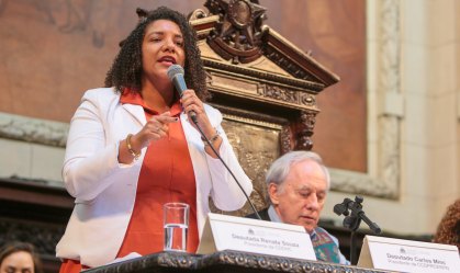 Com coronel da PM como vice, PSOL lança Renata Souza à prefeitura do Rio