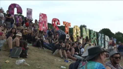 Glastonbury deste ano contaria com atrações como Paul McCartney e Taylor Swift