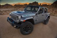 Recall da Jeep e RAM convoca 7,2 mil carros por risco de incêndio e cinto