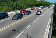 Risco de deslizamento de terra interdita a Rio-Santos entre Ubatuba e Paraty