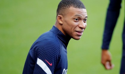 Mbappé testa positivo para Covid-19, segundo mídia francesa