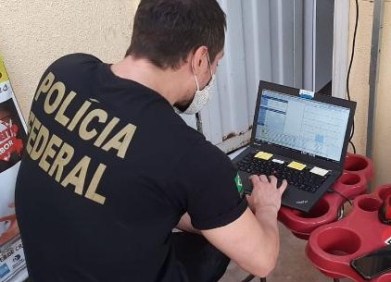Agente da PF participa de operação contra pedofilia