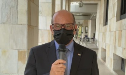 Suspensão de testes não compromete estudo com Coronavac, afirma Dimas Covas