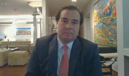 'Nas minhas redes, 82% querem auxílio de R$ 600', diz Rodrigo Maia