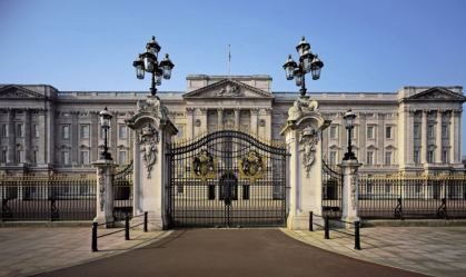 CNN revela os segredos dos palácios de Elizabeth II