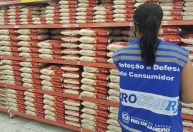 Preço do arroz aumenta 0,7% em maio, diz associação de supermercados