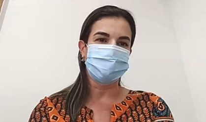 Voluntária da Coronavac faz diário para monitorar eficácia da vacina