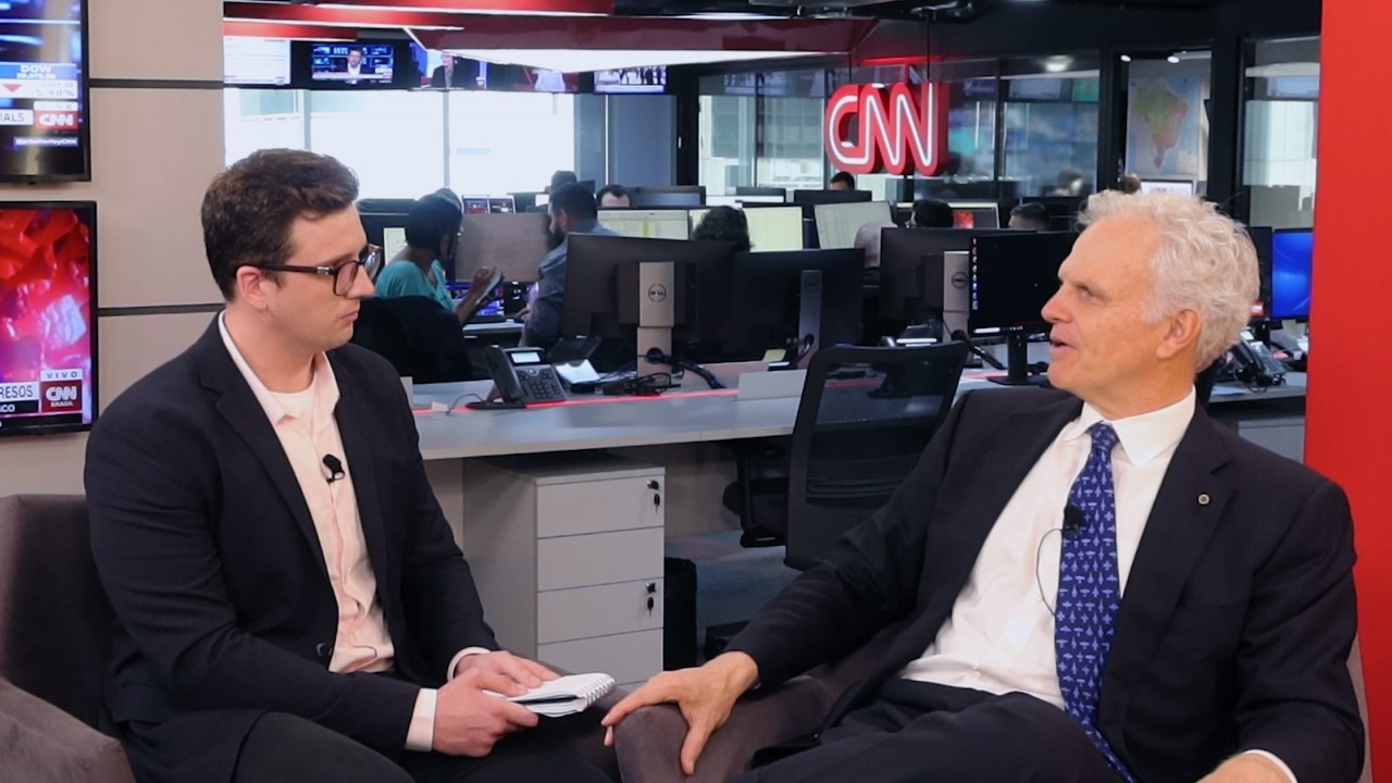 Entrevista com o presidente do conselho de administração da Azul Linhas Aéreas