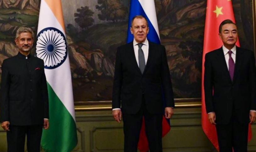 Encontro Índia e China em Moscou